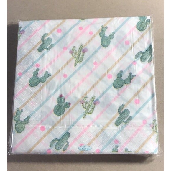 81 piece Llama Party Set - 1 Tablecloth (51 x 87) & 80 total Napkins - Picture 3 of 5